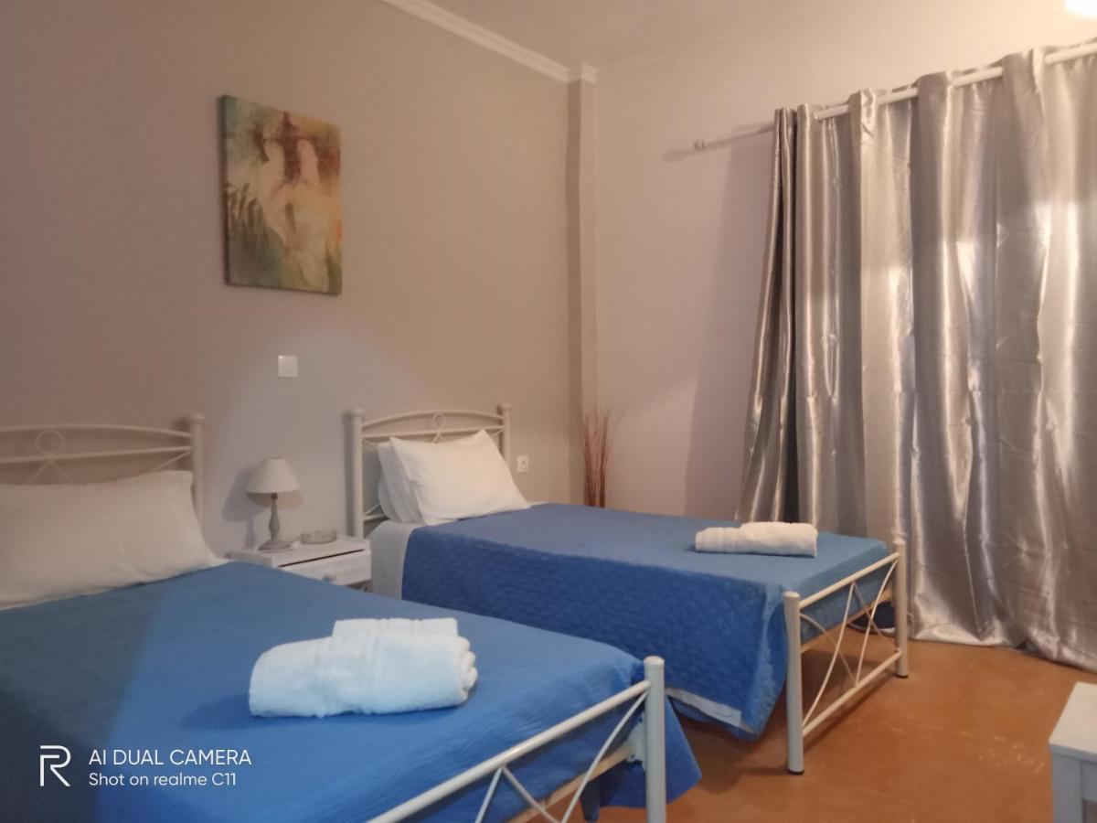 Dimitris Apartments Messongi Mesongi Bagian luar foto